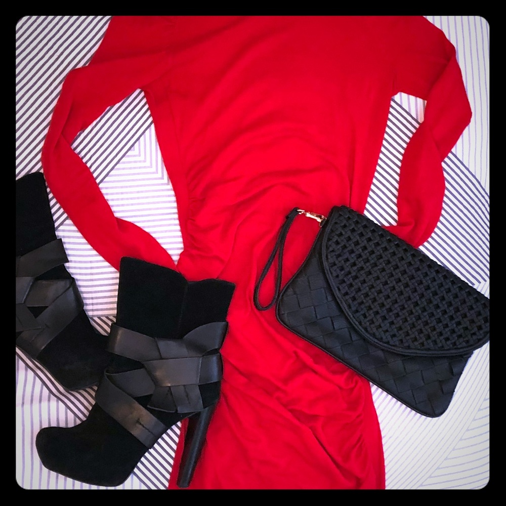 Perfectly sexy holiday red dress!